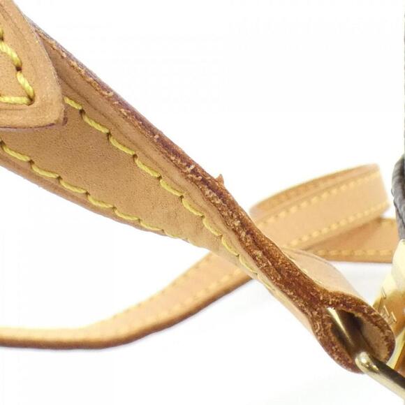 LOUIS VUITTON Brown Monogram Shoulder Bag - Picture 9 of 10